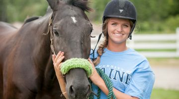 Maine student and horse