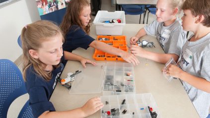 Youth use LEGO Toolkit to build robots