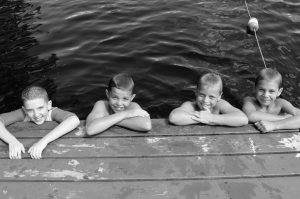 4-H swimmers at dock