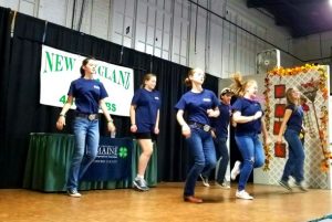 maine 4-H girls performing
