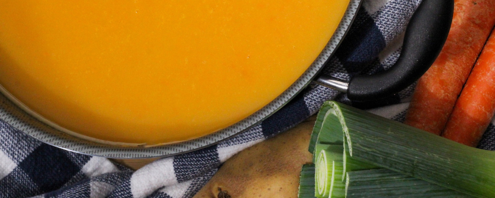 featured image for How to Wash, Cut, and Cook Leeks for a Delicious Carrot Leek Soup