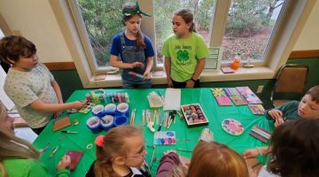 Two young 4-Hers running an abstract art workshop