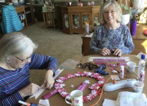Extension Homemakers making crafts at York County