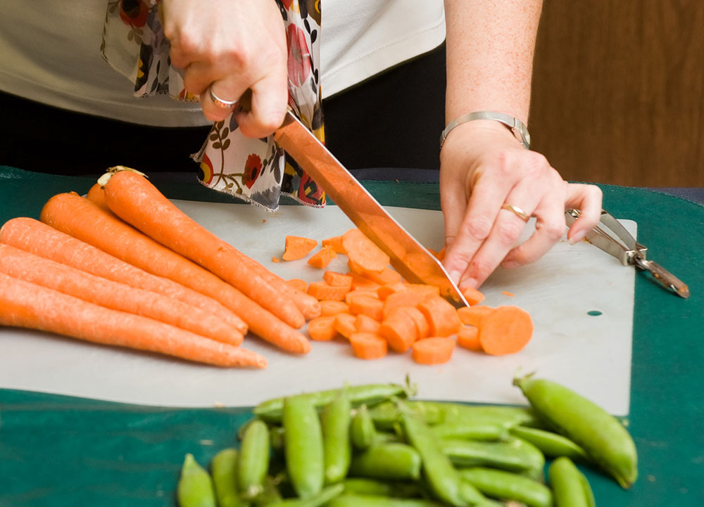 Bulletin #4181, Vegetables and Fruits for Health: Bell Peppers -  Cooperative Extension Publications - University of Maine Cooperative  Extension