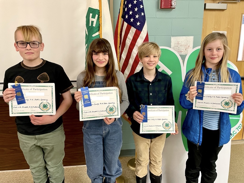 featured image for 4-H public speaking program allows local youth to share their sparks