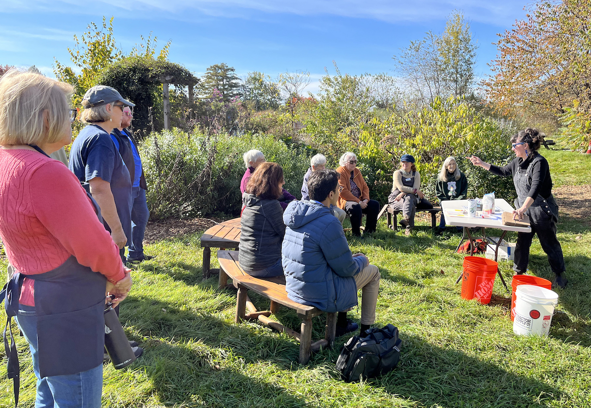 participants at a gardening field day